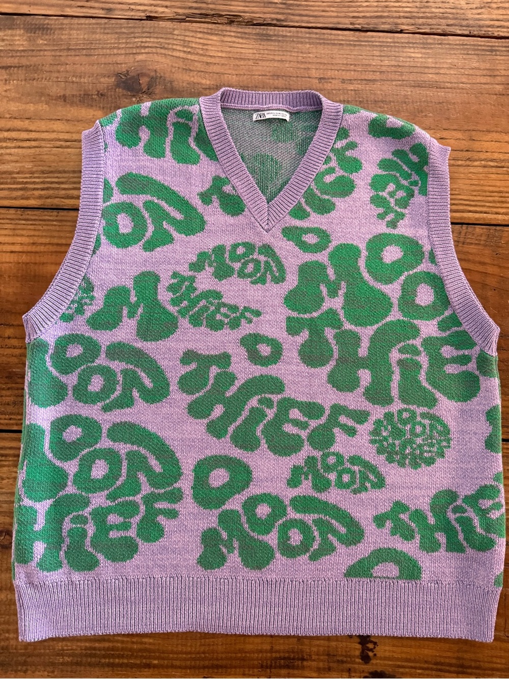 Zara Moon Thief Knit Sweater Vest Purple Green Abstract Graphic V-Neck L/XL